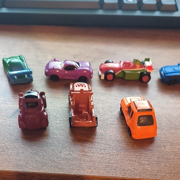 Disney Pixar Cars Micro Figurine Set - 7 Pieces - Stationary Collection - Picture 5 of 9